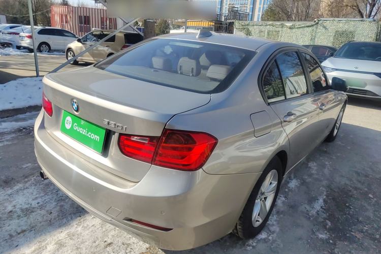 Used BMW 3 Series 2014 320i Sport Edition Rear Right 45 Deg