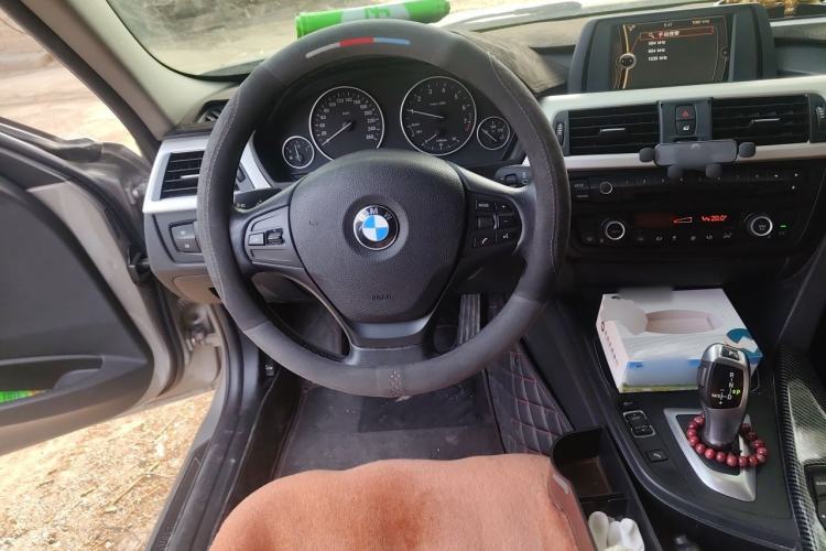 Used BMW 3 Series 2014 320Li Fashion Model Steering Wheel