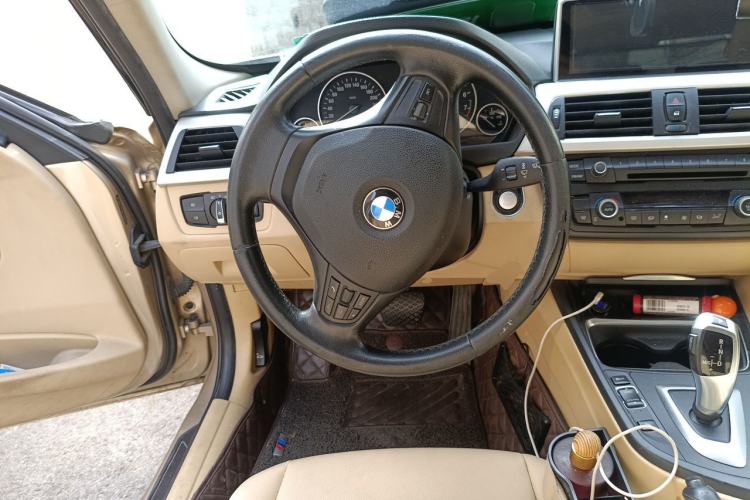 Used BMW 3 Series 2014 320Li Fashion Model Steering Wheel