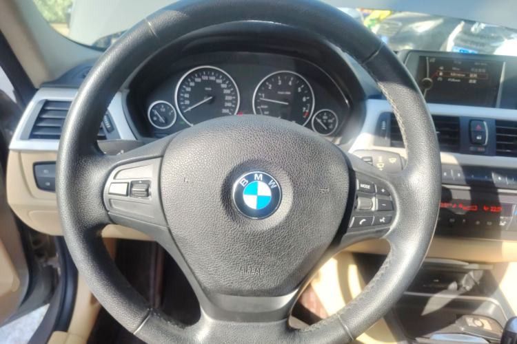 Used BMW 3 Series 2014 320i Sport Edition Steering Wheel