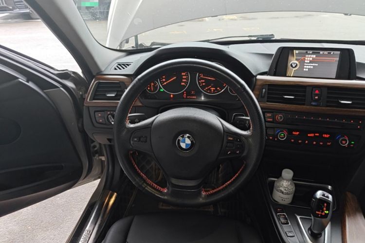 Used BMW 3 Series 2014 320Li Fashion Model Steering Wheel