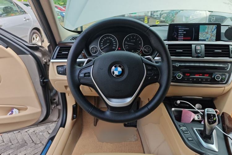 Used BMW 3 Series 2014 320Li Luxury Design Package Steering Wheel
