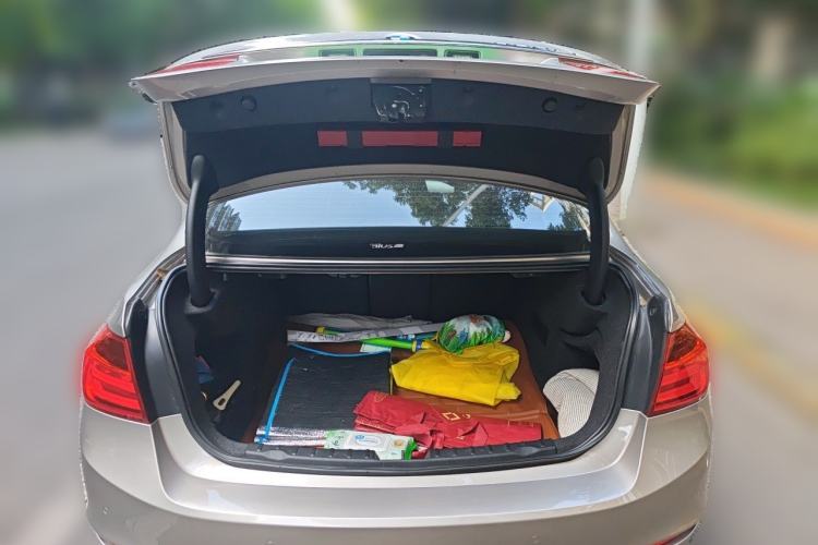 Used BMW 3 Series 2014 320Li Fashion Model Trunk