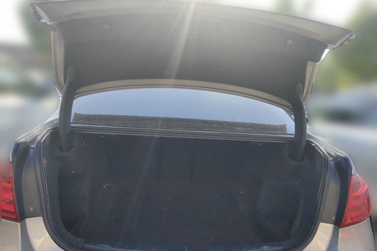 Used BMW 3 Series 2014 320Li Fashion Model Trunk