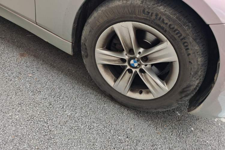 Used BMW 3 Series 2014 320i Sport Edition Right Front Wheel Hub