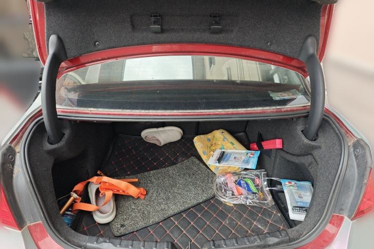 Used BMW 3 Series 2014 320i Sport Edition Trunk