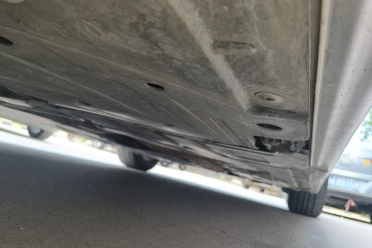 Used BMW 3 Series 2014 320i Sport Edition Chassis Rear Right