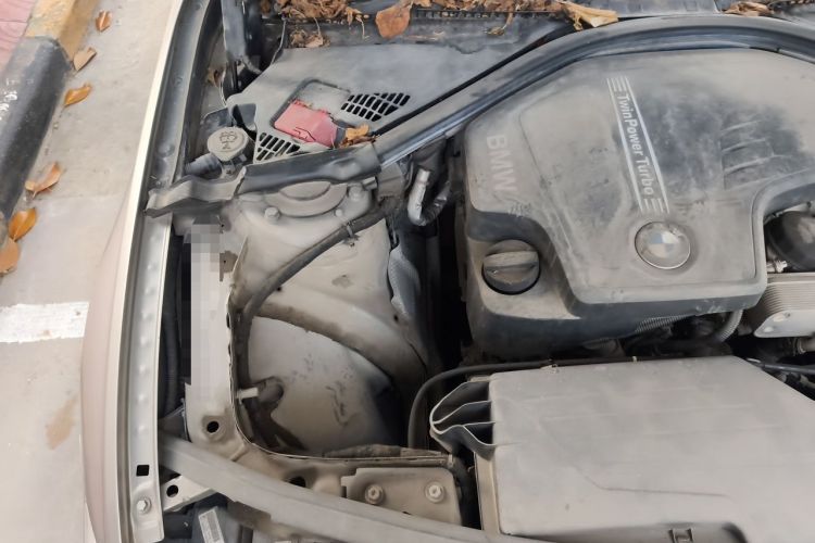 Used BMW 3 Series 2014 320Li Fashion Model Engine Bay Right