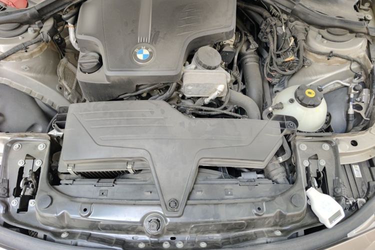 Used BMW 3 Series 2014 320i Sport Design Package Engine Bay