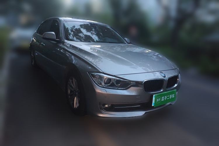 Used BMW 3 Series 2014 320Li Fashion Model Front Right 45 Deg