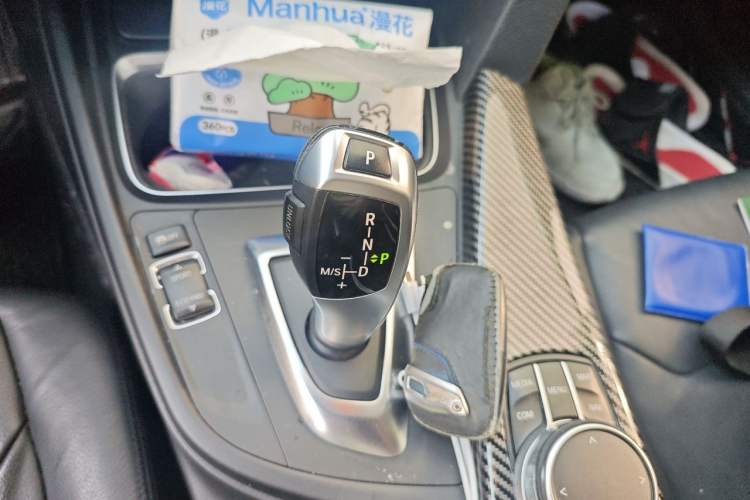 Used BMW 3 Series 2014 320i Sport Edition Gear Lever