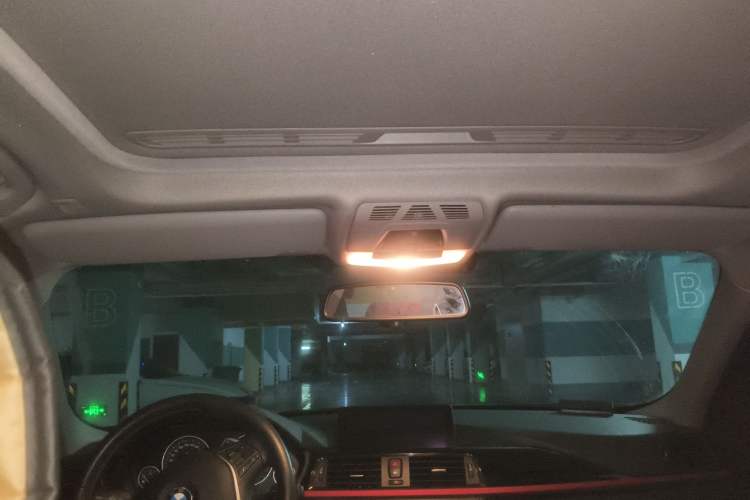 Used BMW 3 Series 2014 320i Sport Design Package Headliner