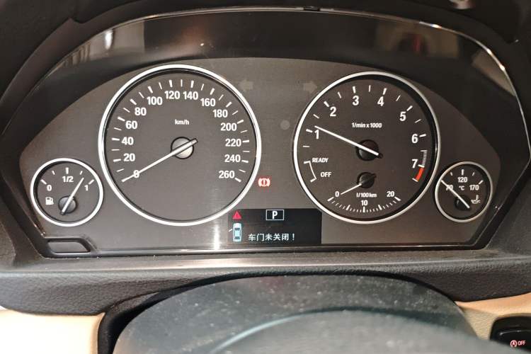 Used BMW 3 Series 2014 320i Sport Edition Instrument Cluster
