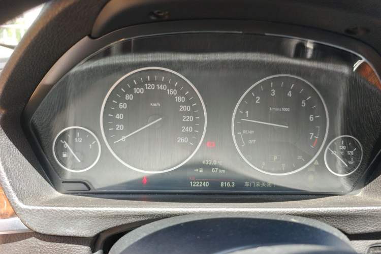 Used BMW 3 Series 2014 320i Sport Edition Instrument Cluster