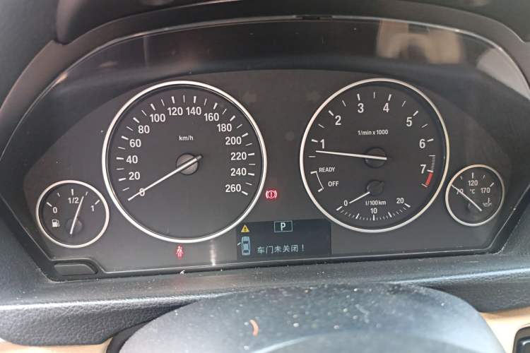 Used BMW 3 Series 2014 320i Active Edition Instrument Cluster