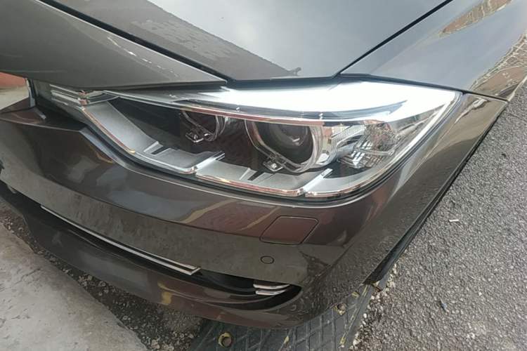 Used BMW 3 Series 2014 320Li Luxury Design Package Left Front Headlight