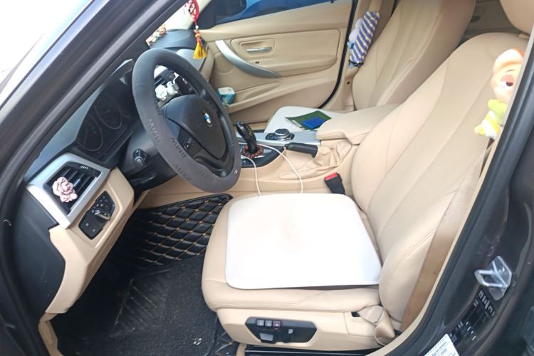 Used BMW 3 Series 2014 320i Active Edition Left Front Seat