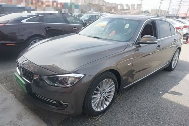 Used BMW 3 Series 2014 320Li Luxury Design Package