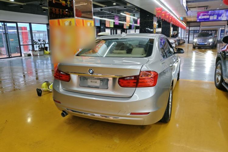 Used BMW 3 Series 2014 320Li Fashion Model Rear Right 45 Deg