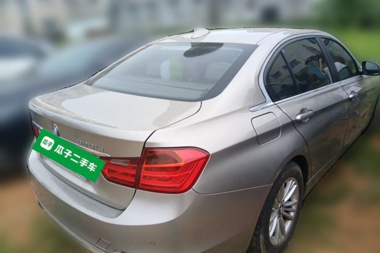 Used BMW 3 Series 2014 320Li Fashion Model Rear Right 45 Deg