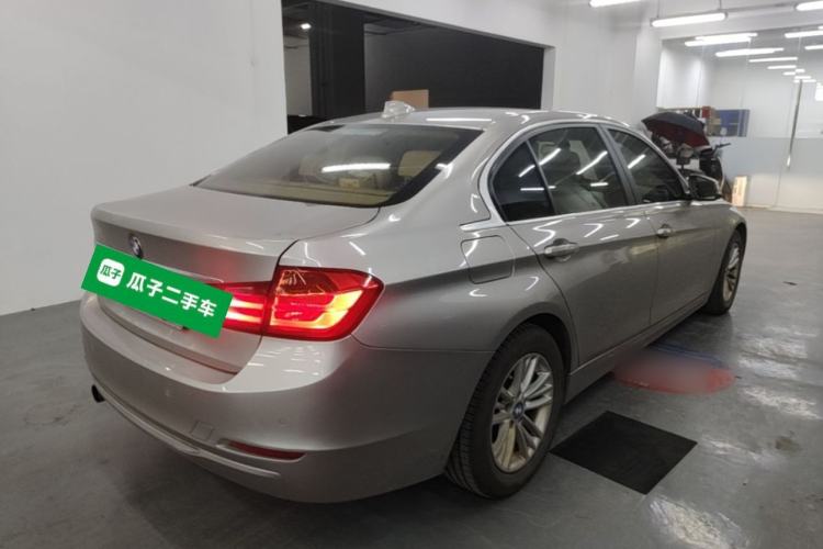 Used BMW 3 Series 2014 320Li Fashion Model Rear Right 45 Deg