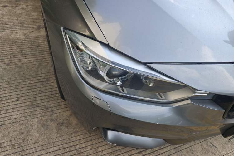 Used BMW 3 Series 2014 320i Sport Edition Right Front Headlight