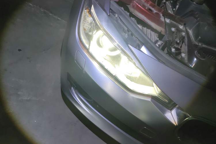 Used BMW 3 Series 2014 320Li Fashion Model Right Front Headlight