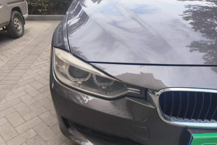 Used BMW 3 Series 2014 320i Sport Edition Right Front Headlight