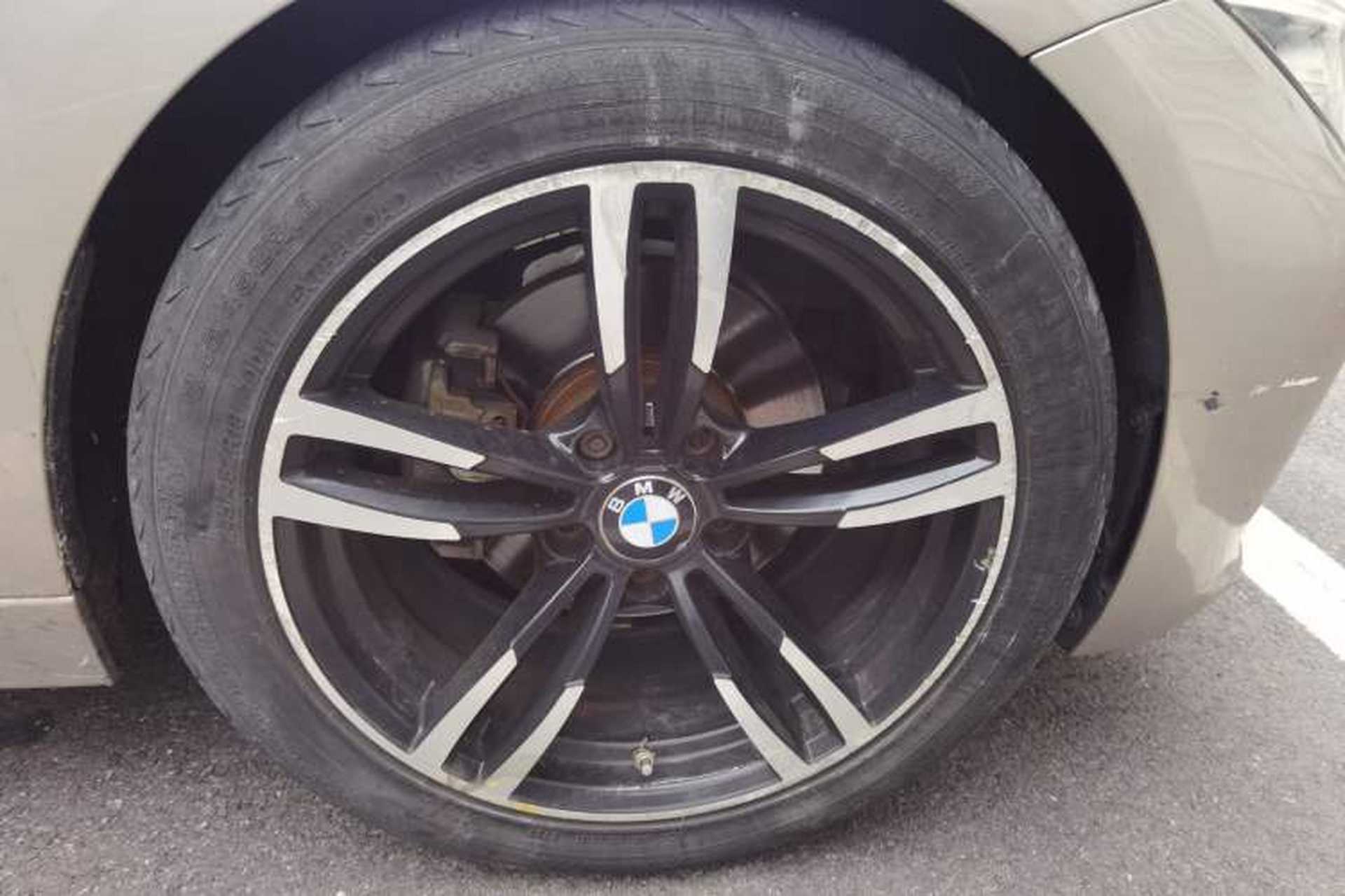 Used BMW 3 Series 2014 320Li Fashion Model Right Front Wheel Hub