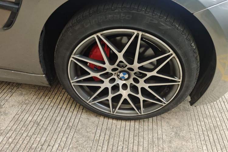 Used BMW 3 Series 2014 320i Sport Edition Right Front Wheel Hub