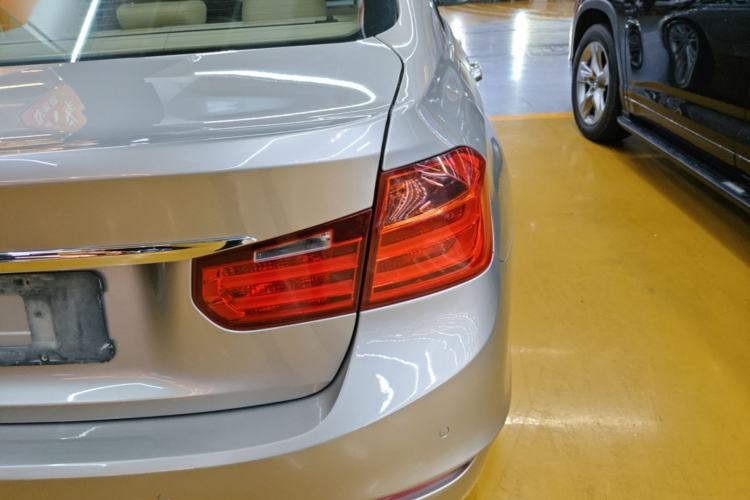 Used BMW 3 Series 2014 320Li Fashion Model Right Rear Taillight