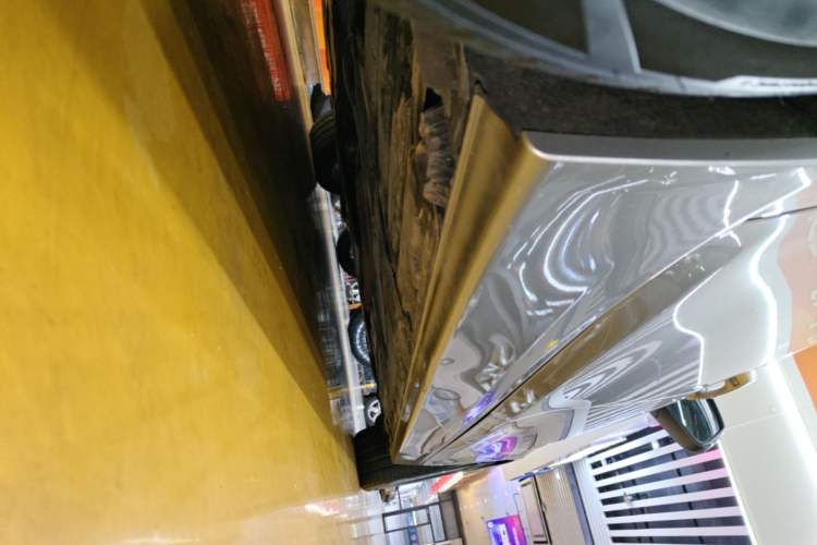 Used BMW 3 Series 2014 320Li Fashion Model Right Side Sill