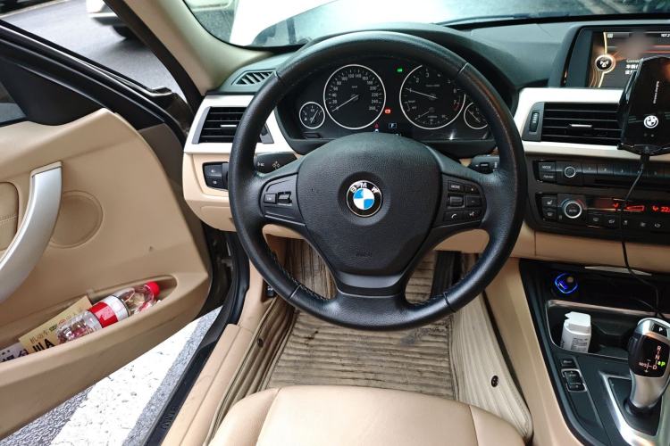 Used BMW 3 Series 2014 320i Sport Edition Steering Wheel
