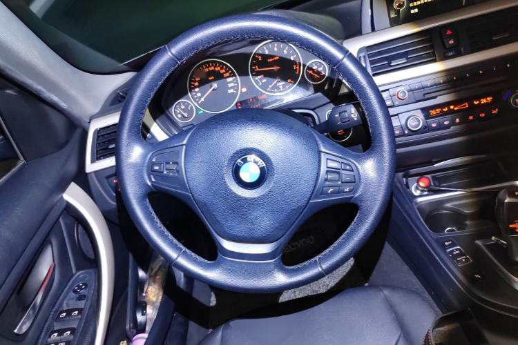 Used BMW 3 Series 2014 320Li Fashion Model Steering Wheel