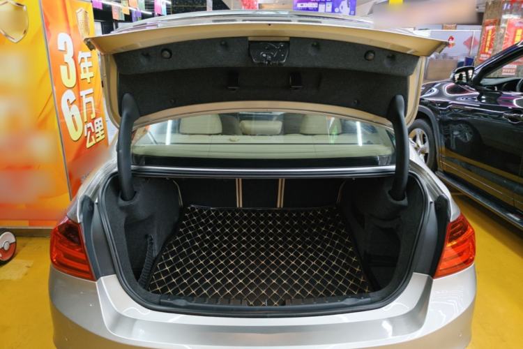 Used BMW 3 Series 2014 320Li Fashion Model Trunk