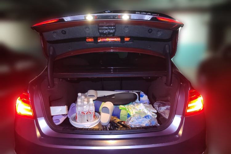 Used BMW 3 Series 2014 320Li Fashion Model Trunk