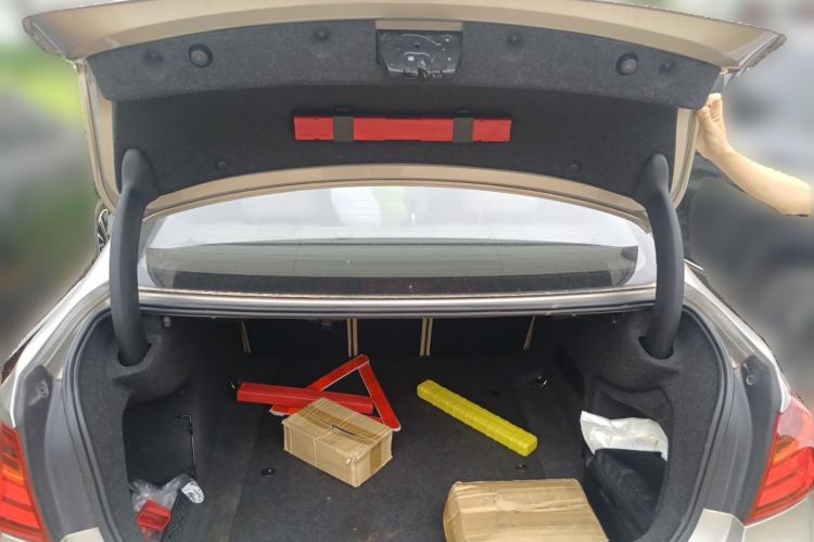 Used BMW 3 Series 2014 320Li Fashion Model Trunk