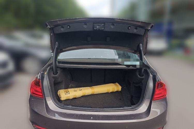 Used BMW 3 Series 2014 328Li Fashion Model Trunk