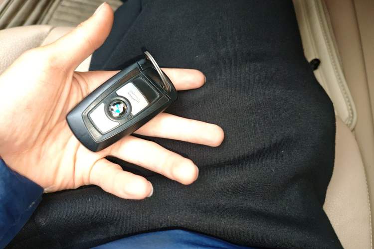 Used BMW 3 Series 2014 320i Sport Edition Vehicle Key