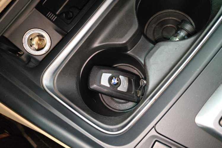 Used BMW 3 Series 2014 320Li Fashion Model Vehicle Key