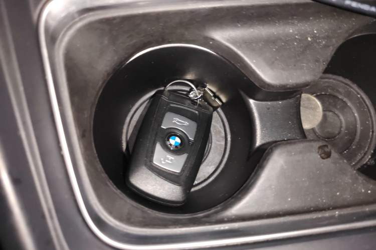 Used BMW 3 Series 2014 320Li Fashion Model Vehicle Key