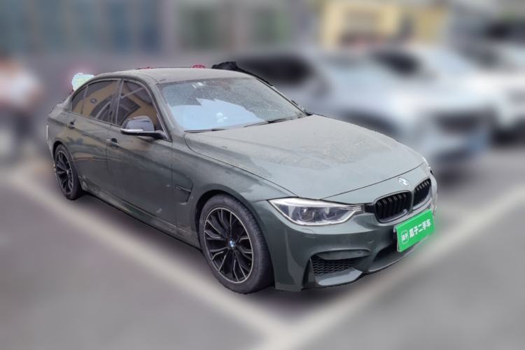 Used BMW 3 Series 2014 320Li Luxury Design Package Front Right 45 Deg