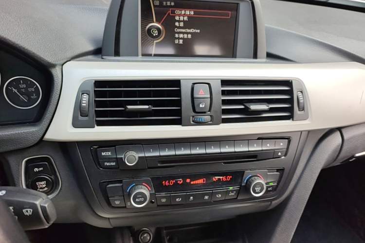 Used BMW 3 Series 2014 320Li Fashion Model Audio And AC Panel