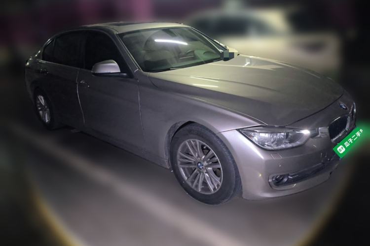 Used BMW 3 Series 2014 320Li Fashion Model Front Right 45 Deg
