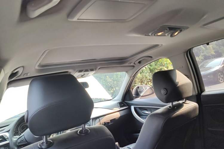 Used BMW 3 Series 2014 320Li Fashion Model Headliner