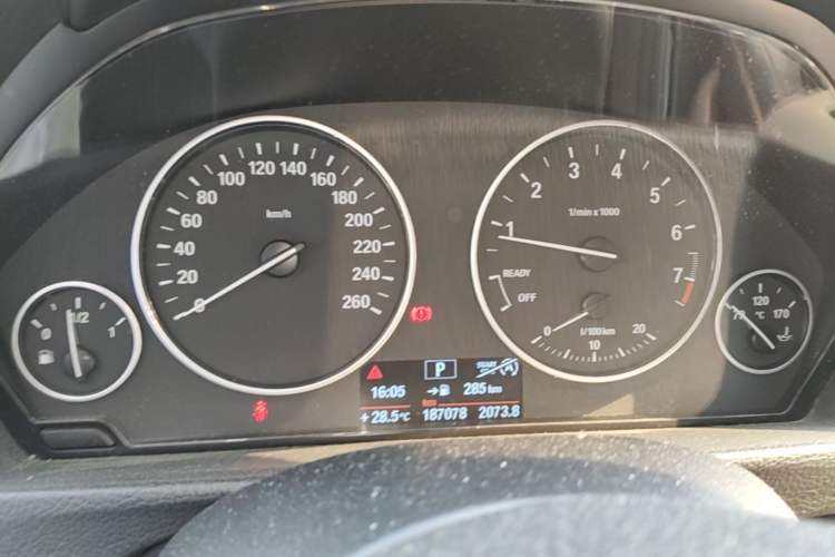 Used BMW 3 Series 2014 320Li Fashion Model Instrument Cluster