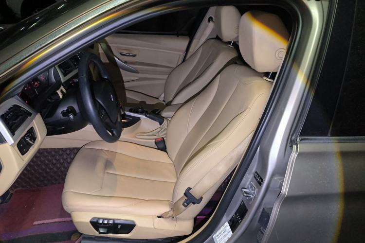 Used BMW 3 Series 2014 320Li Fashion Model Left Front Seat