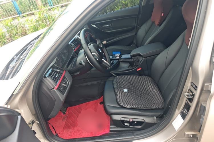 Used BMW 3 Series 2014 320Li Fashion Model Left Front Seat