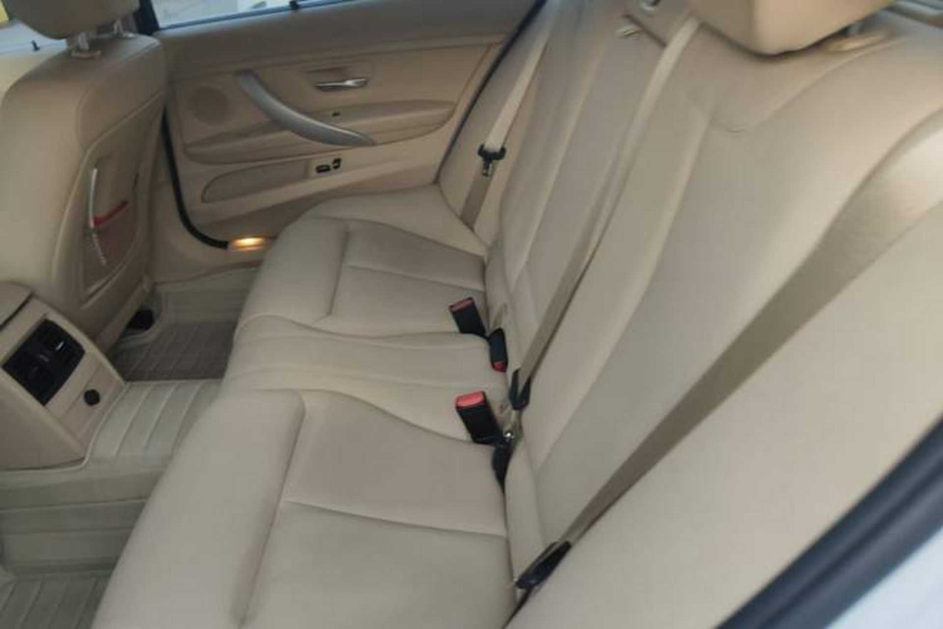 Used BMW 3 Series 2014 320Li Fashion Model Left Rear Seat