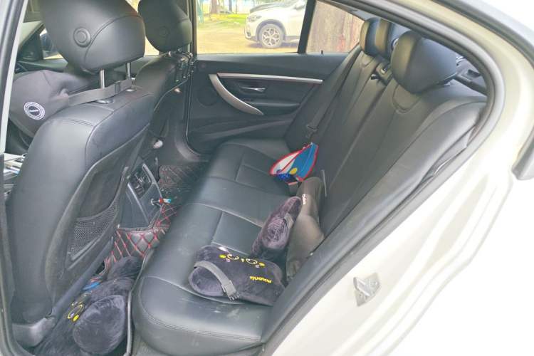 Used BMW 3 Series 2014 320i Sport Edition Left Rear Seat